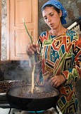 Fogo : Ch das Caldeiras : coffee : People Work
Cabo Verde Foto Gallery