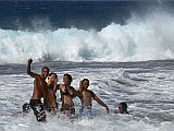 So Vicente : Palha Carga :  sea : People Recreation
Cabo Verde Foto Gallery