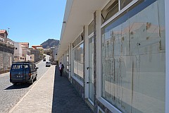 Santo Antão : Ponta do Sol : Row of shops in the historic city centre Vandalism : Landscape Town
Cabo Verde Foto Gallery