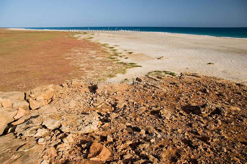 Maio : Ponta Preta : desert : Landscape SeaCabo Verde Foto Gallery