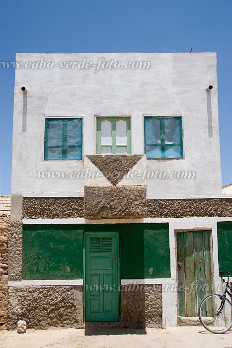 Maio : Vila do Maio : house : Landscape TownCabo Verde Foto Gallery