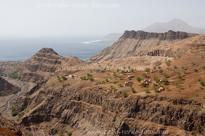 Santiago : Cho Grande : landscape : Landscape MountainCabo Verde Foto Gallery