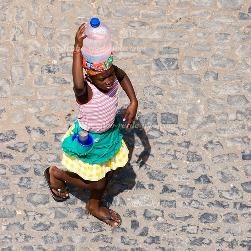 Santiago : Assomada : water vendour : People WorkCabo Verde Foto Gallery