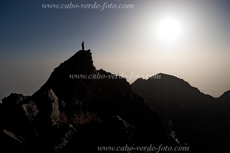 Fogo : Ch das Caldeiras : hiking trail : Landscape MountainCabo Verde Foto Gallery
