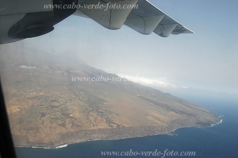 Fogo : Cabo Verde : aterragem : Landscape MountainCabo Verde Foto Gallery