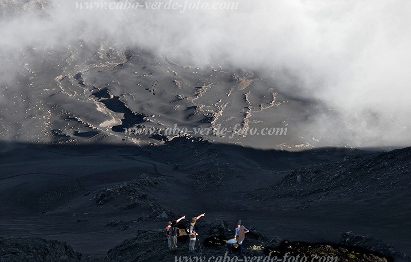 Fogo : Ch das Caldeiras : morning : Landscape MountainCabo Verde Foto Gallery