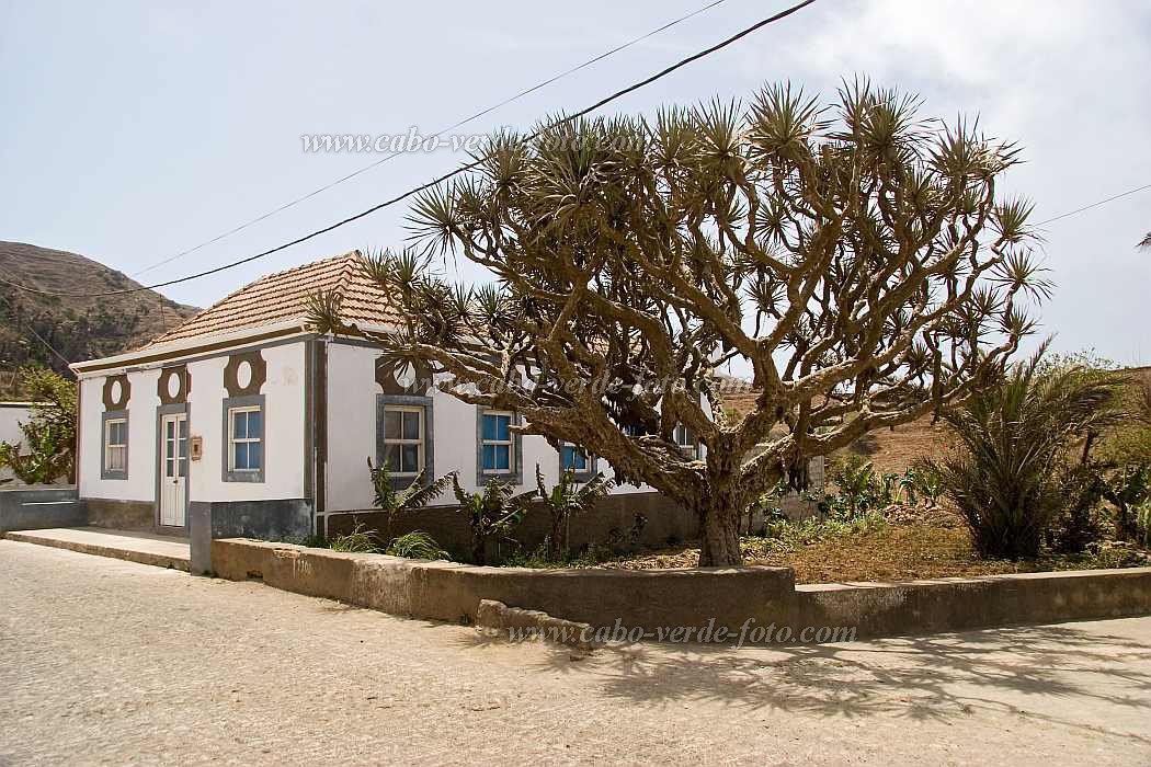 Brava : Villa Nova Sintra : landscape : Landscape TownCabo Verde Foto Gallery