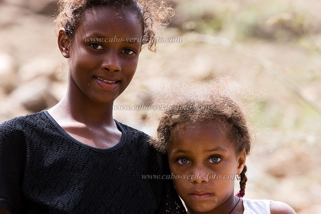 Brava : Furna : portrait : People ChildrenCabo Verde Foto Gallery