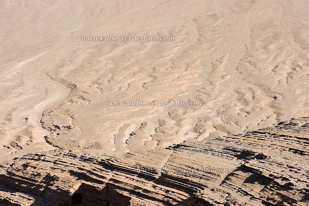 Sal : Pedra de Lume : erosion : Landscape DesertCabo Verde Foto Gallery