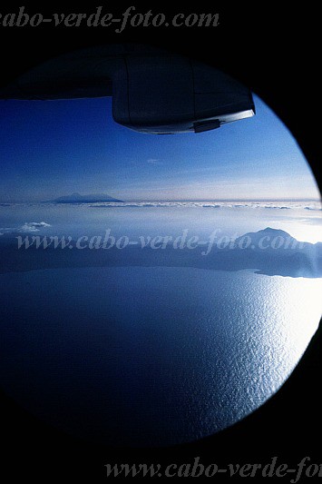 Fogo : Flight Boa Vista - Praia : view from the aircraft : Landscape SeaCabo Verde Foto Gallery