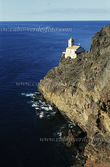 So Vicente : Farol Sao Pedro : Hiking trail : Landscape SeaCabo Verde Foto Gallery