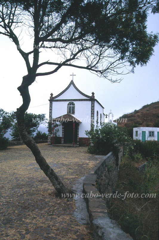 Insel: So Nicolau  Wanderweg:  Ort: Cachao Motiv: Kirche Nossa Senhora do Monte Motivgruppe: Landscape Mountain © Pitt Reitmaier www.Cabo-Verde-Foto.com