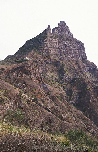 So Nicolau : Cachaco : hiking trail : Landscape MountainCabo Verde Foto Gallery