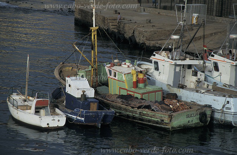 São Nicolau : Tarrafal : ship : Landscape SeaCabo Verde Foto Gallery
