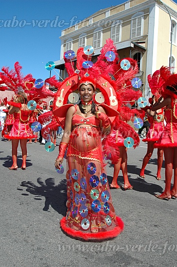 So Vicente : Mindelo : Carneval dancer pregnant : LandscapeCabo Verde Foto Gallery