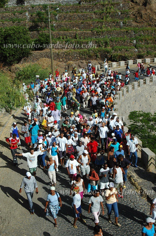 Santo Anto : Cavouco de Silva : church holiday : People ReligionCabo Verde Foto Gallery