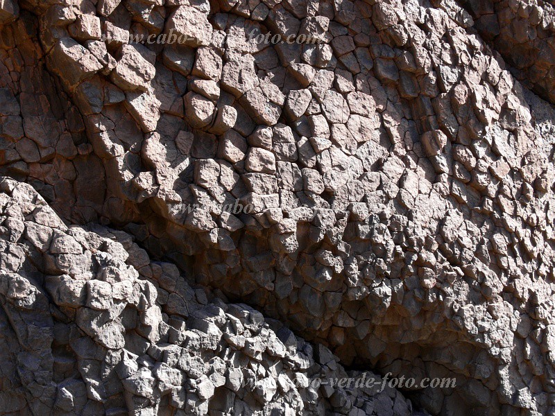 So Vicente : Santa Luzia da Terra : basalt : Landscape MountainCabo Verde Foto Gallery