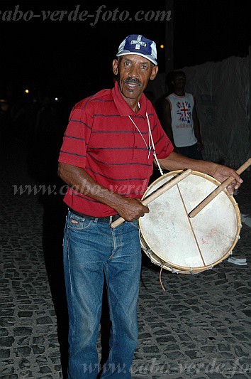 Santo Anto : Porto Novo : drummer : People RecreationCabo Verde Foto Gallery