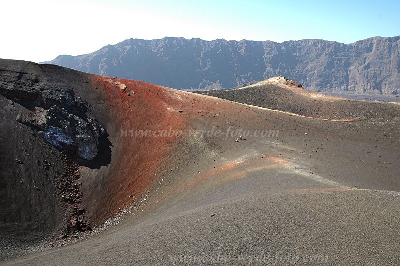 Fogo : Pico Pequeno : crater : Landscape MountainCabo Verde Foto Gallery
