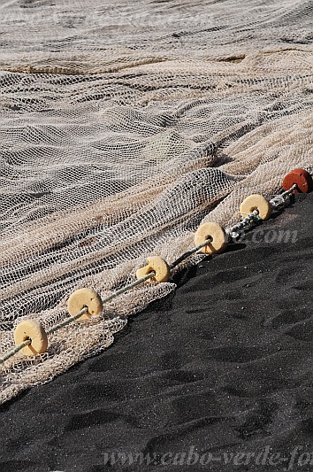 Santo Anto : Tarrafal de Monte Trigo : fishing net : TechnologyCabo Verde Foto Gallery
