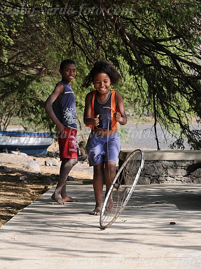 Insel: Santo Anto  Wanderweg:  Ort: Tarrafal de Monte Trigo Motiv: Kind Motivgruppe: People Children © Pitt Reitmaier www.Cabo-Verde-Foto.com