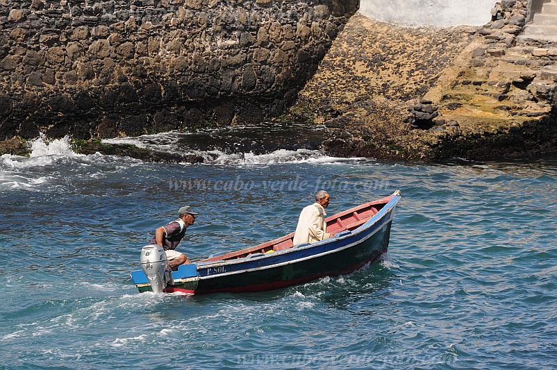 Santo Antão : Ponta do Sol : harbour : Landscape SeaCabo Verde Foto Gallery