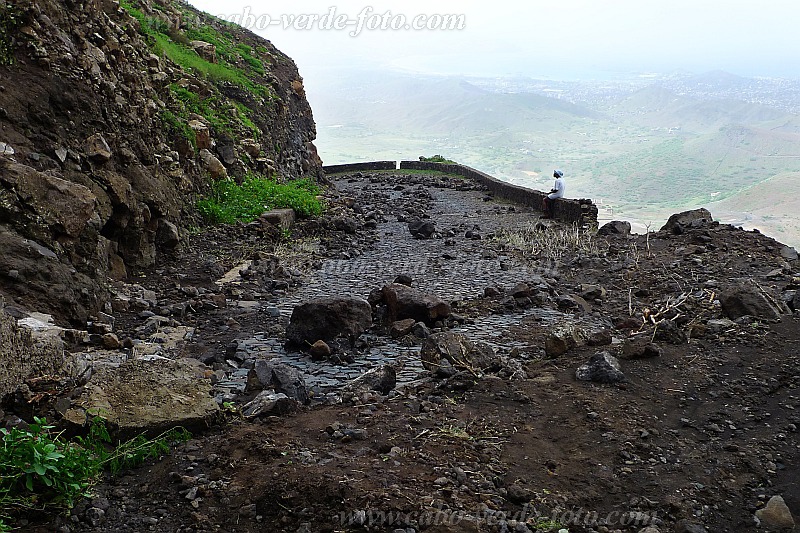 So Vicente : Monte Verde : blocked road by rock fall after heavy rain : Landscape MountainCabo Verde Foto Gallery