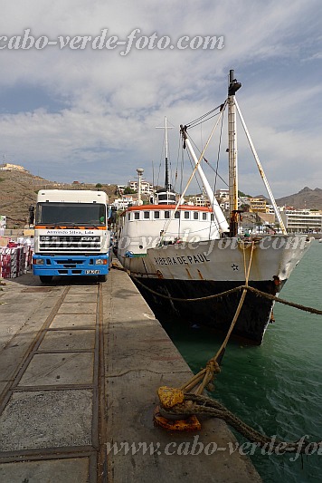 So Vicente : Porto Grande Gare Martima : Boat Ribeira de Paul : Technology TransportCabo Verde Foto Gallery