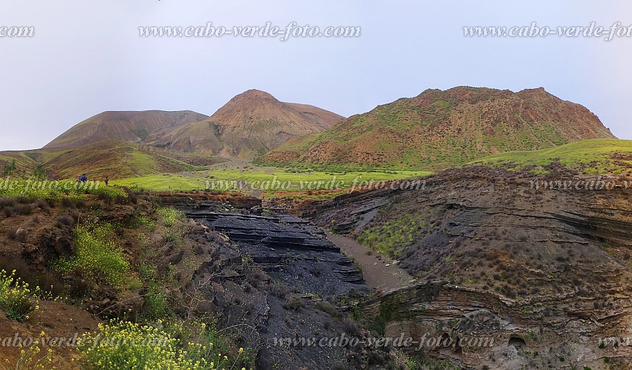 Santo Anto : Ch de Cavouco preto Norte : volcanic landscape : Landscape MountainCabo Verde Foto Gallery