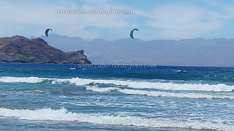 So Vicente : Salamansa : kite surfer : Landscape SeaCabo Verde Foto Gallery