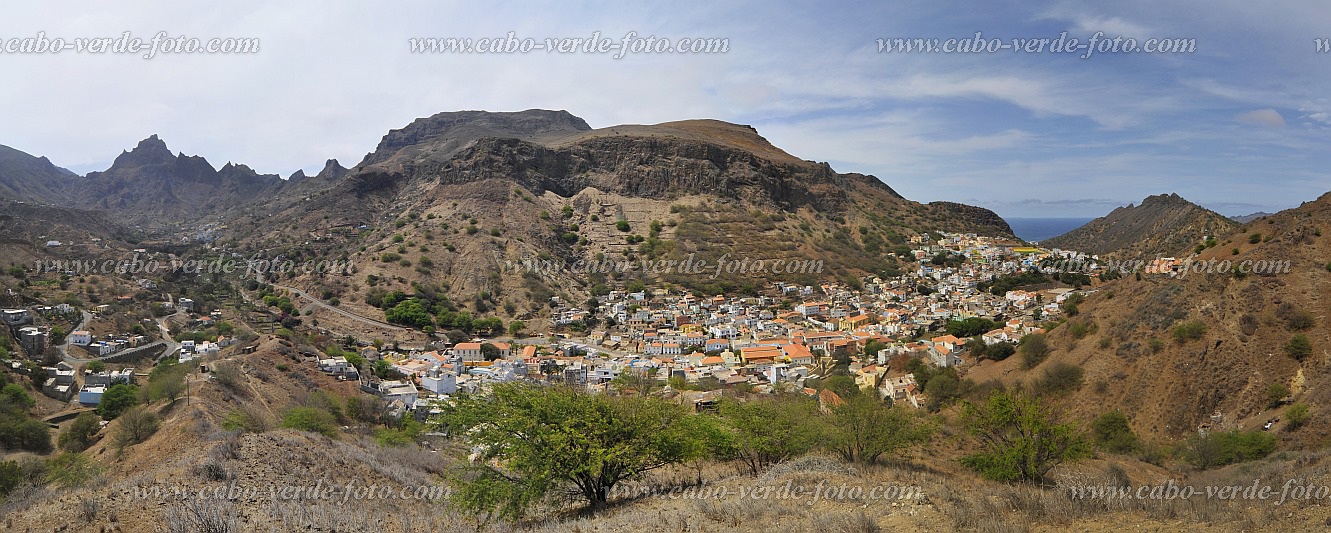 So Nicolau : Ra Brava : Vila Ribeira Brava : Landscape TownCabo Verde Foto Gallery