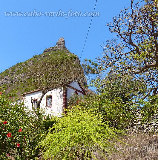 So Nicolau : Monte Sentinha : igreja Nossa Senhora do Monte : Landscape MountainCabo Verde Foto Gallery