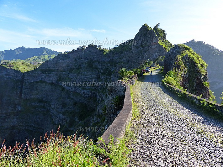 Santo Anto : Delgadin : Mountain Road Narrow : Landscape MountainCabo Verde Foto Gallery