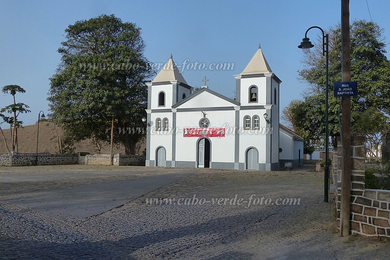 Brava : Vila Nova Sintra : Igreja catlica So Joo Baptista : Landscape TownCabo Verde Foto Gallery