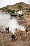 Insel: Santiago  Wanderweg:  Ort: Assomada Motiv: Tpferei Motivgruppe: People Work © Florian Drmer www.Cabo-Verde-Foto.com