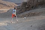 Insel: Santo Anto  Wanderweg:  Ort: Lagoa Motiv: Fussball Motivgruppe: People Children © Pitt Reitmaier www.Cabo-Verde-Foto.com