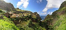 Santo Anto : Fontainhas : Fontainhas village : Landscape Mountain
Cabo Verde Foto Gallery