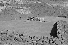 Santo Anto : Norte Cha de Feijoal : herdsmen donkeys at the waterpoint : People Work
Cabo Verde Foto Gallery