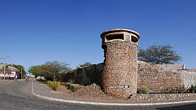 Santo Anto : Porto Novo : Portuguese Colonial Army Barracks : History site
Cabo Verde Foto Gallery