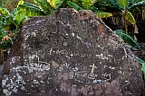 Insel: Santo Anto  Wanderweg: 106 Ort: R de Penede  Motiv: beschrifteter Stein Motivgruppe: History artifact © Florian Drmer www.Cabo-Verde-Foto.com