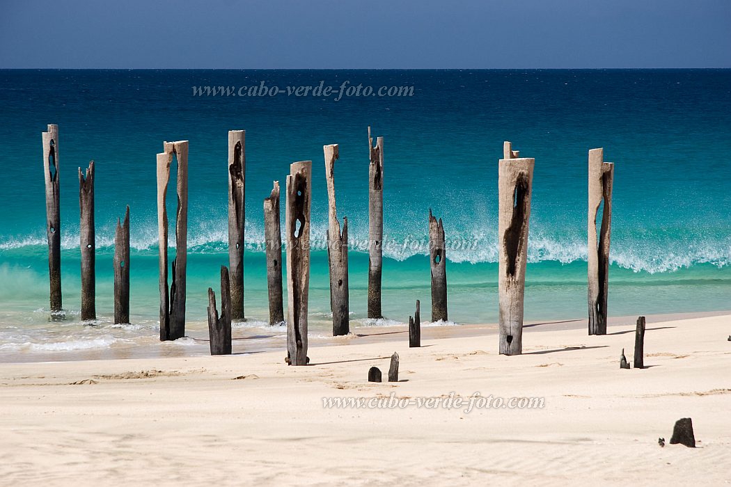 Insel: Maio  Wanderweg:  Ort: Vila do Maio Motiv: Landungsbrcke Motivgruppe: Landscape Sea © Florian Drmer www.Cabo-Verde-Foto.com