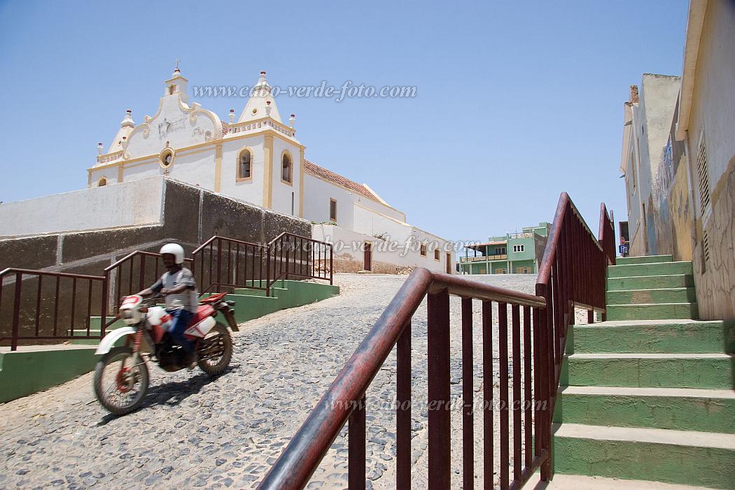 Maio : Vila do Maio : igreja : Landscape TownCabo Verde Foto Gallery