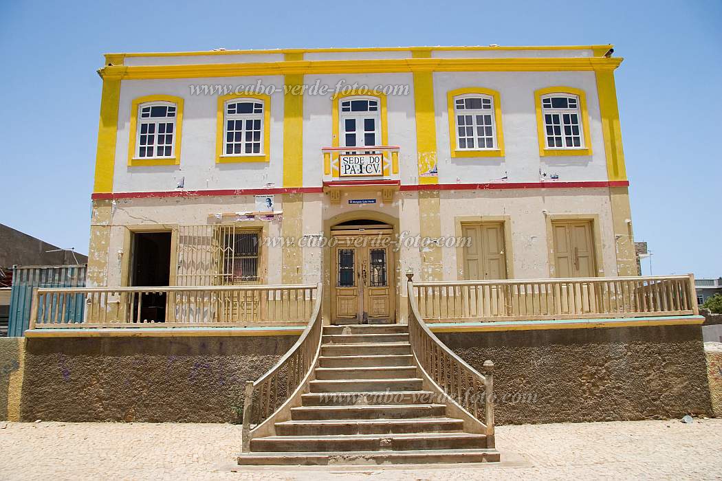 Insel: Maio  Wanderweg:  Ort: Vila do Maio Motiv: Casa L.A. Cardoso Motivgruppe: Landscape Town © Florian Drmer www.Cabo-Verde-Foto.com