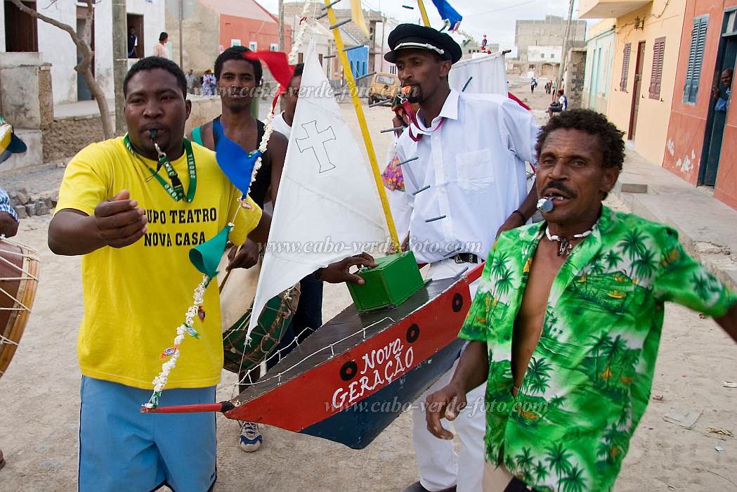 Insel: Boa Vista  Wanderweg:  Ort: Rabil Motiv: Santa Cruz Motivgruppe: People Recreation © Florian Drmer www.Cabo-Verde-Foto.com