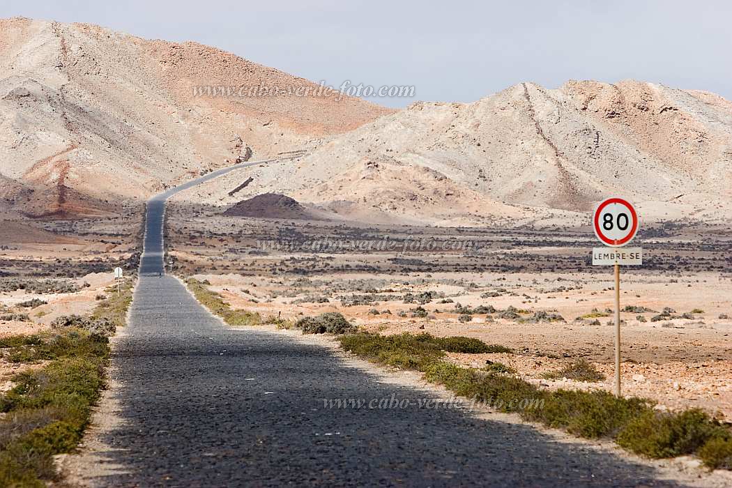 Boa Vista : Campo da Serra : paisagem : Landscape DesertCabo Verde Foto Gallery