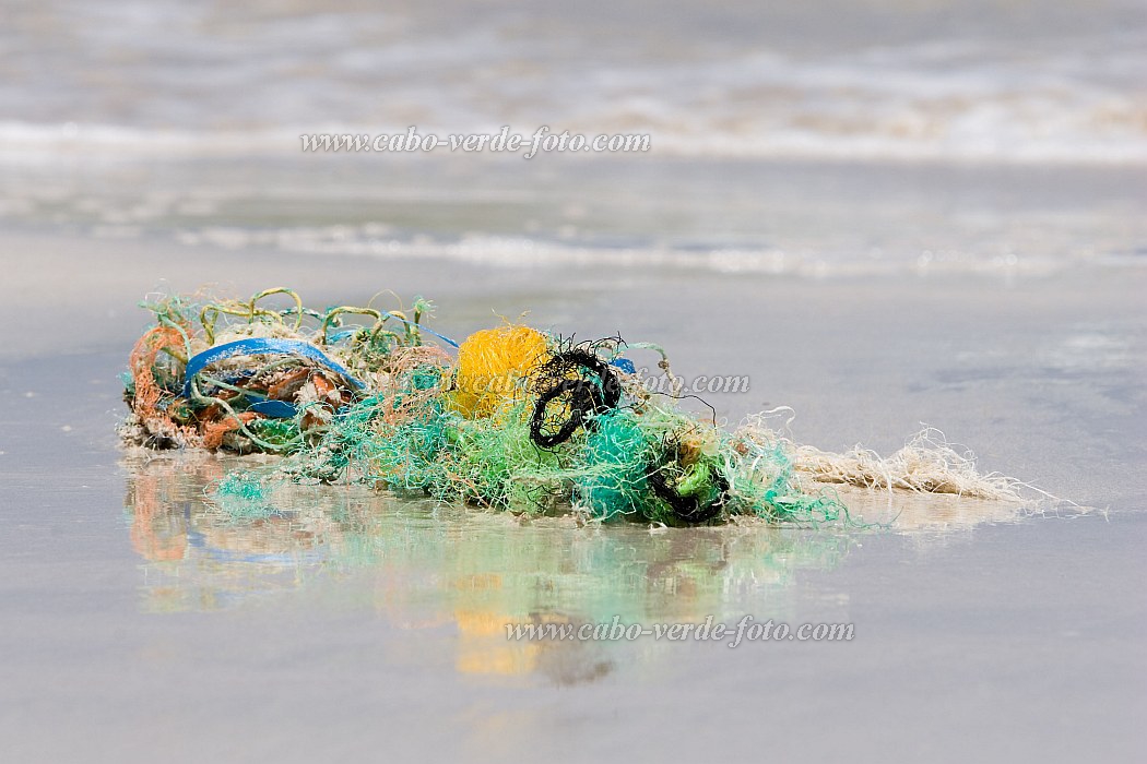 Boa Vista : Praia das Gatas : rede de pesca : Landscape SeaCabo Verde Foto Gallery