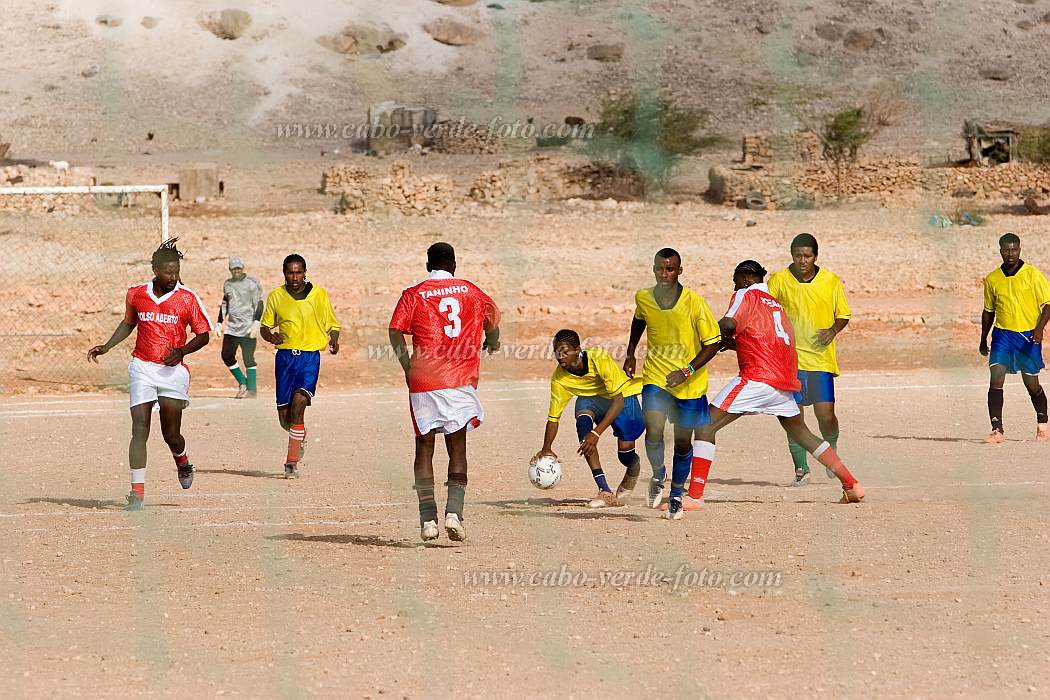 Insel: Boa Vista  Wanderweg:  Ort: Rabil Motiv: Fussball Motivgruppe: People Recreation © Florian Drmer www.Cabo-Verde-Foto.com
