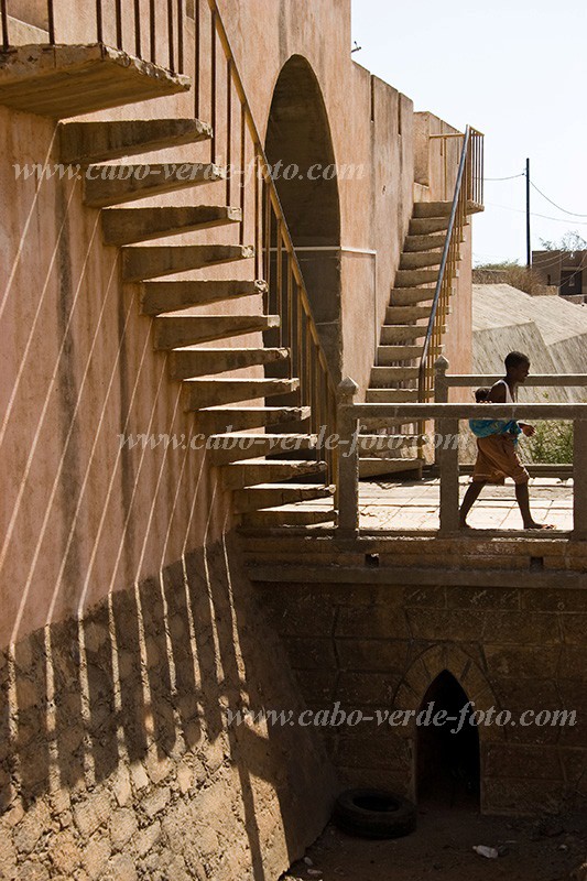 Santiago : Ch�o Bom : concentration camp : Technology ArchitectureCabo Verde Foto Gallery
