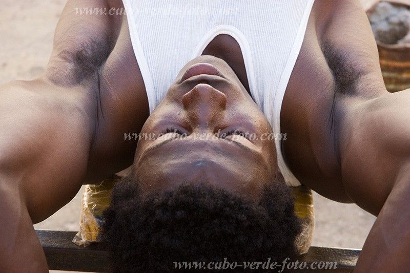 Santiago : Tarrafal : bodybuilding : People MenCabo Verde Foto Gallery