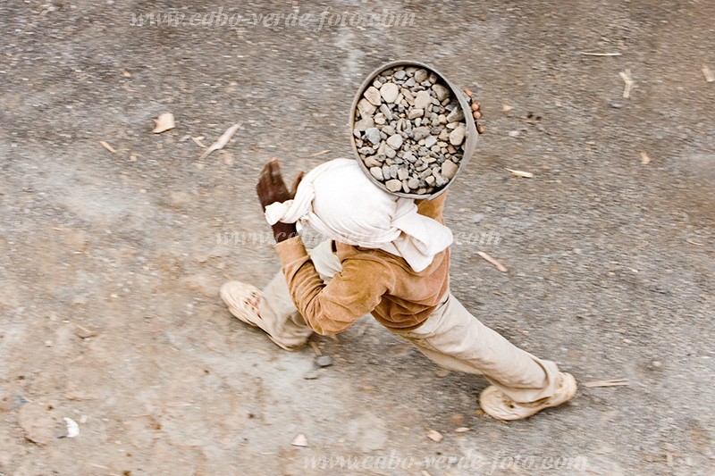 Santiago : Calheta : worker : People WorkCabo Verde Foto Gallery